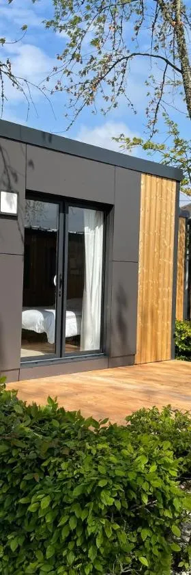 CAMP'HOTEL，位于Mamers的酒店