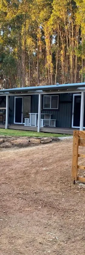 Preston Valley Country Cabin，位于Lowden的酒店