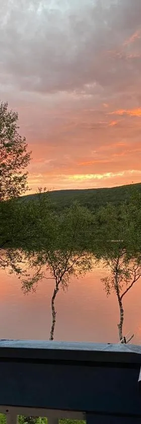 Teno Charm - Riverside Cottage，位于Vetsikko的酒店