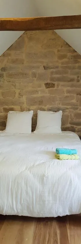 HAMEAU DE LEIGNOUA，位于Le Saint的酒店