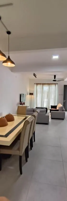 Sierra Hill Homestay，位于Kampong Lepau的酒店