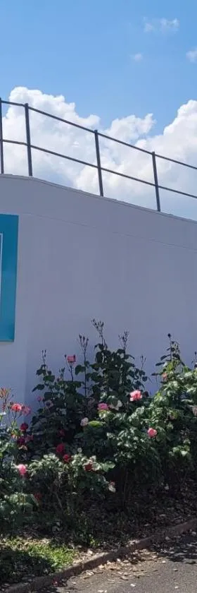 KYRIAD DIRECT LYON NORD - Dardilly，位于达迪利的酒店