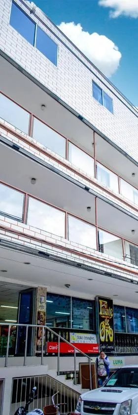 HOTEL FUENTE DE ORO，位于Amalfi的酒店