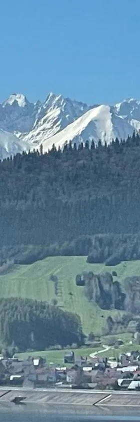 CHATA MANIOWY Wyspa Ciszy - Agroturystyka, nieopodal Czorsztyna, Maniowy i Kluszkowce nad Zalewem Czorsztynskim，位于Maniowy的酒店