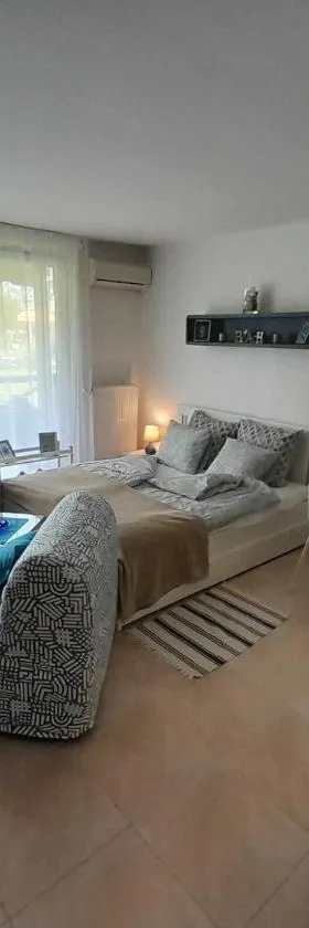 Victoria Wave Apartman，位于鲍洛托内瑟德的酒店