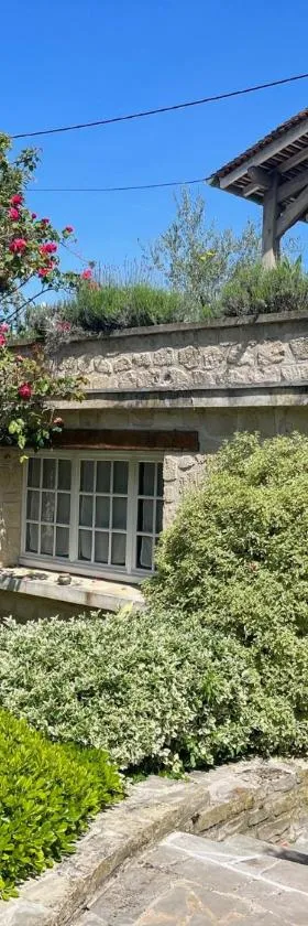 Sur la route des peintres，位于Champagne-sur-Oise的酒店