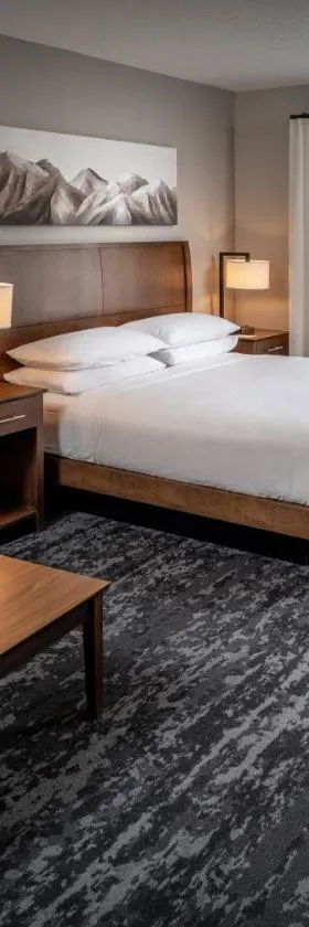 Delta Hotels by Marriott Huntington Mall，位于巴伯斯维尔的酒店