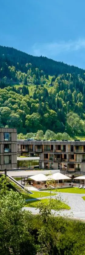 Falkensteiner Family Hotel Montafon - The Leading Hotels of the World，位于施伦斯的酒店