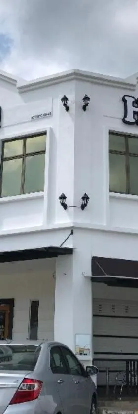Z Stay Inn Hotel，位于Kampong Sahari的酒店