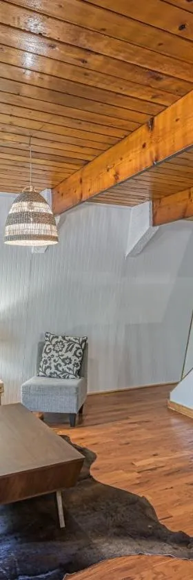 Woodsy Way Cabin，位于奥克兰的酒店
