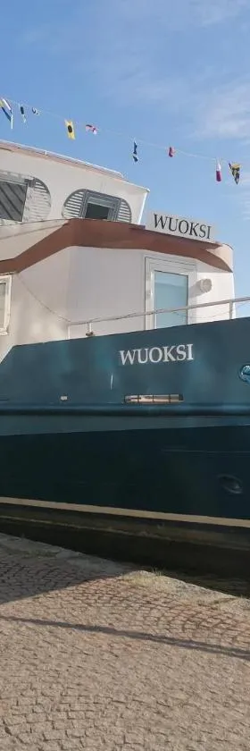 Hotellilaiva Wuoksi，位于库奥皮奥的酒店