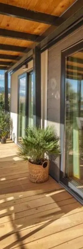 Lavanda Luxury Mobile Home at Terra Park Spiritos camp，位于科兰的酒店