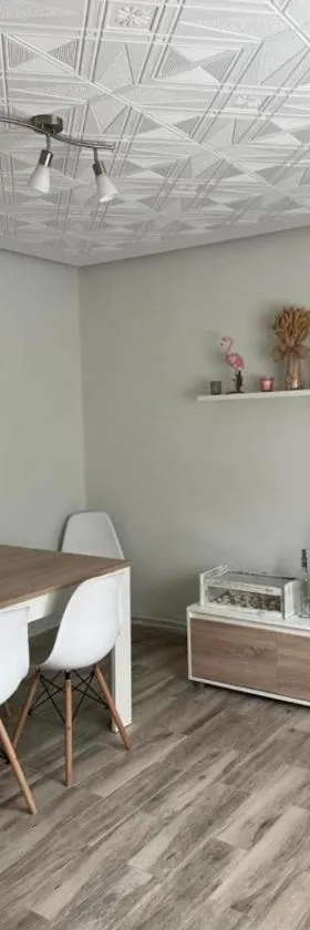Piso Los Jardines，位于佩尼亚兰达德夫拉卡蒙特的酒店