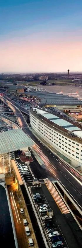 Sheraton Paris Charles de Gaulle Airport Hotel，位于鲁瓦西昂法兰西的酒店