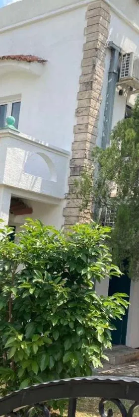 Studios Annie，位于比耶拉的酒店