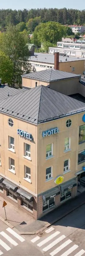 Hotelli Uninen Loviisa，位于罗威萨的酒店
