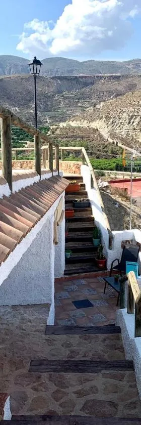 Casa Cueva LA PARRA.，位于Terque的酒店