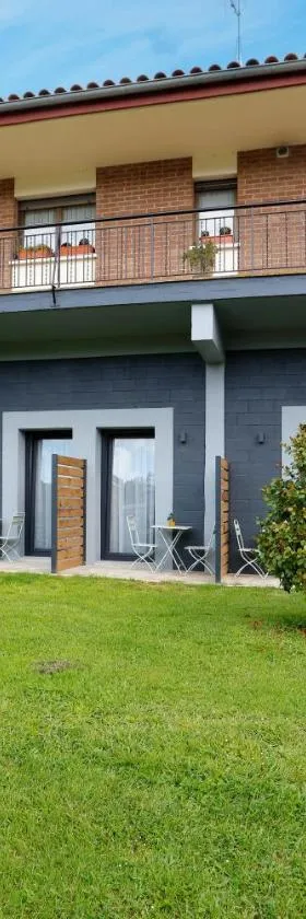 Pension Mendi Azpi Rooms，位于穆特里库的酒店