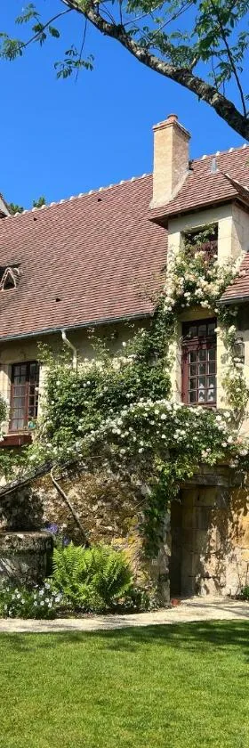 La maison de la tour，位于Apremont的酒店