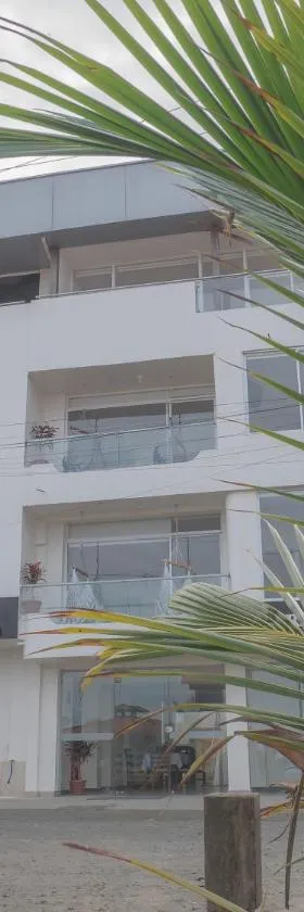 Margaritas Palace Hotel，位于卡诺阿的酒店