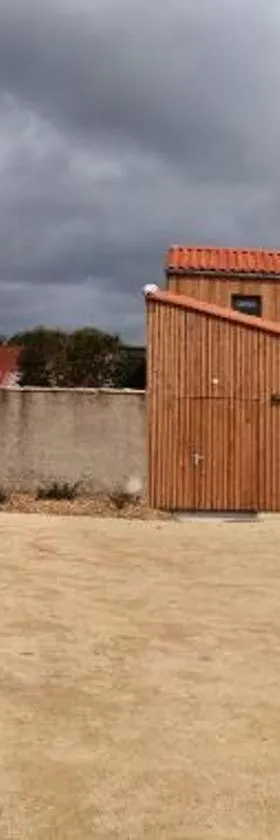 LA BORDERIE - MAISON DES RANDONNEES - Gîte étape - gîte de groupe，位于Vairé的酒店