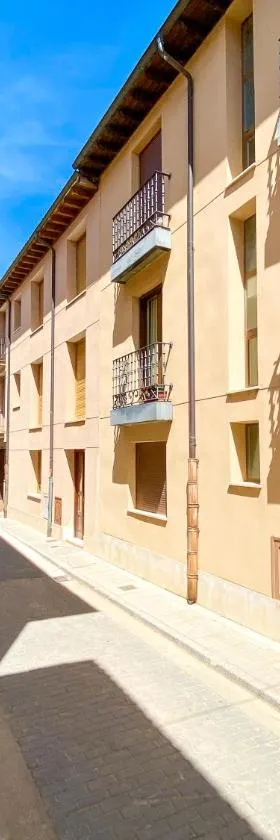 Vivienda Turística Los Leones，位于贝尔兰加德杜埃罗的酒店
