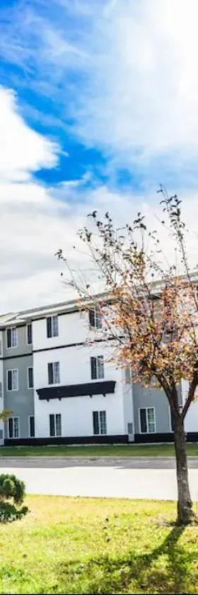 River Hills Hotel- Mankato，位于曼凯托的酒店