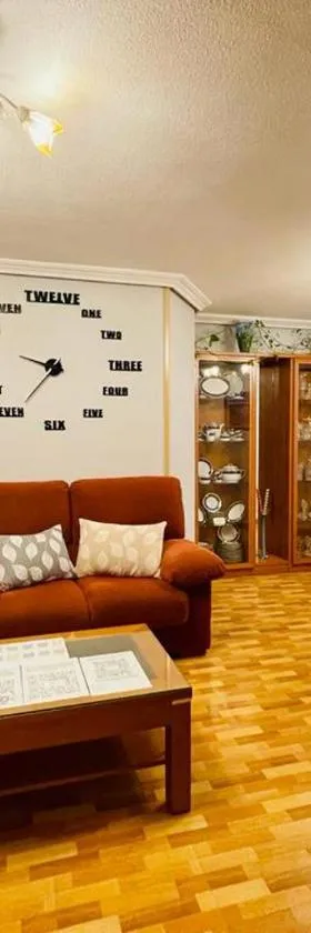 Apartamentos MERIDA LUDICA parking gratis en el centro de la ciudad，位于梅里达的酒店