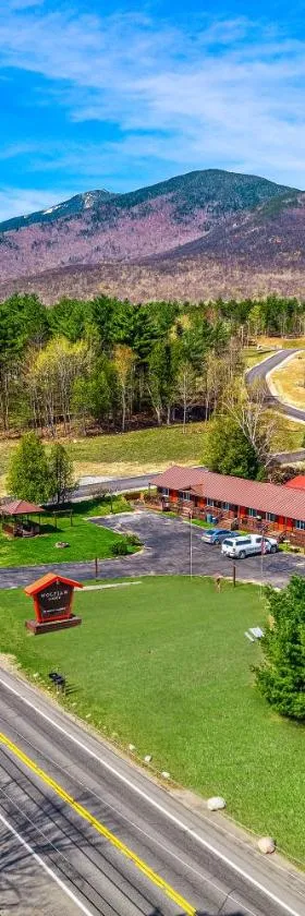 Wolfjaw Lodge，位于威尔明顿的酒店