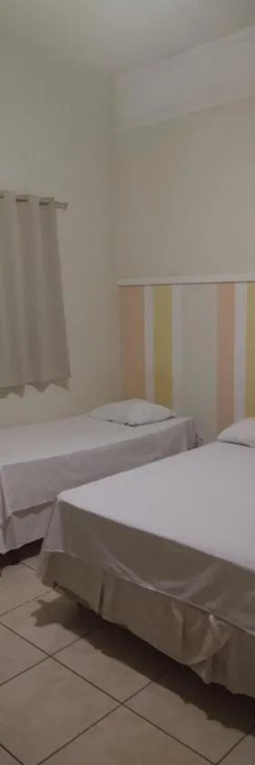 Hotel Dublin，位于阿拉拉夸拉的酒店