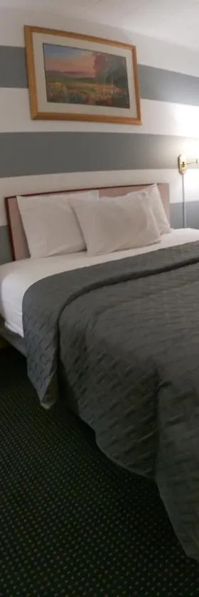 Budget Inn Clearfield PA，位于克利尔菲尔德的酒店