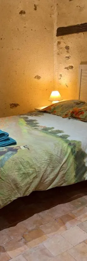 Chambre d'hôtes à proximité du circuit des 24h，位于Ruaudin的酒店