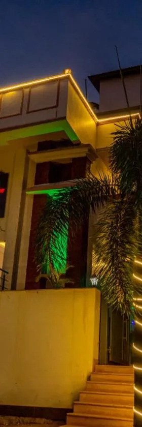 La Oasis by Meraden ,Goa，位于安君纳的酒店