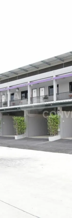 B.a.n.g.n.a轻松汽车旅馆，位于北榄的酒店