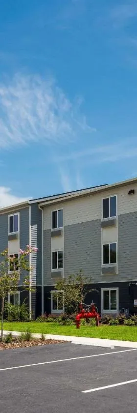 WoodSpring Suites Inverness，位于因弗尼斯的酒店