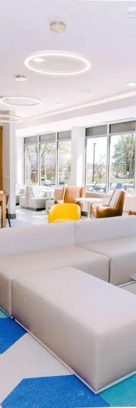Microtel Inn & Suites by Wyndham Macedon，位于Macedon的酒店