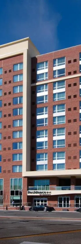 Residence Inn by Marriott St Louis Clayton，位于克莱顿的酒店
