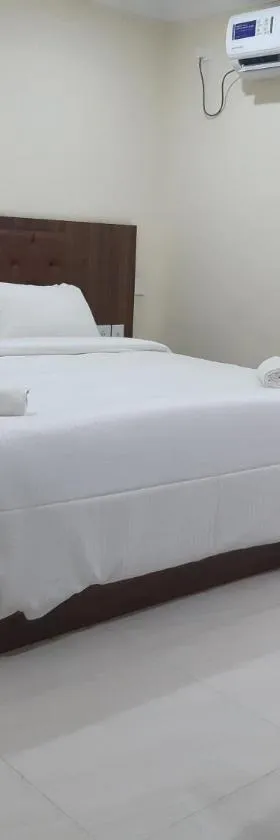 CNR Residency, Madanapalle，位于Madanapalle的酒店