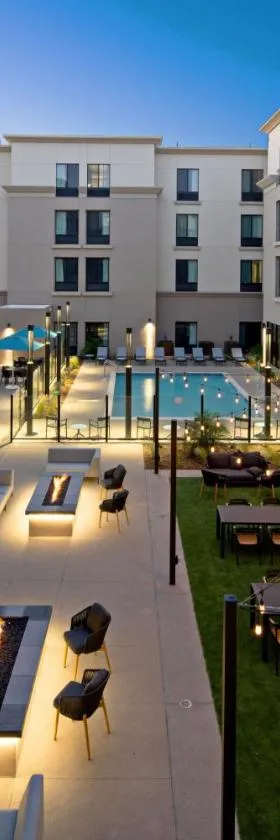 SpringHill Suites by Marriott Valencia，位于瓦伦西亚的酒店