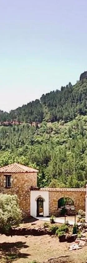 L’Hacienda Maison d’hôtes，位于巴纽勒森林的酒店