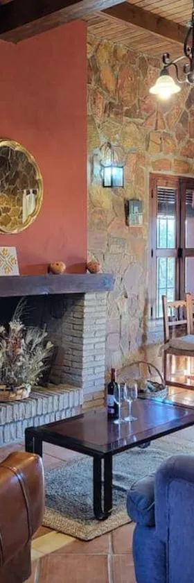 La Buganvilla, descanso entre olivares，位于奥尔纳丘埃洛斯的酒店