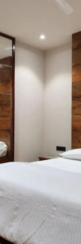 Gulzar 2BHK Service Apartment, kannur，位于坎努尔的酒店