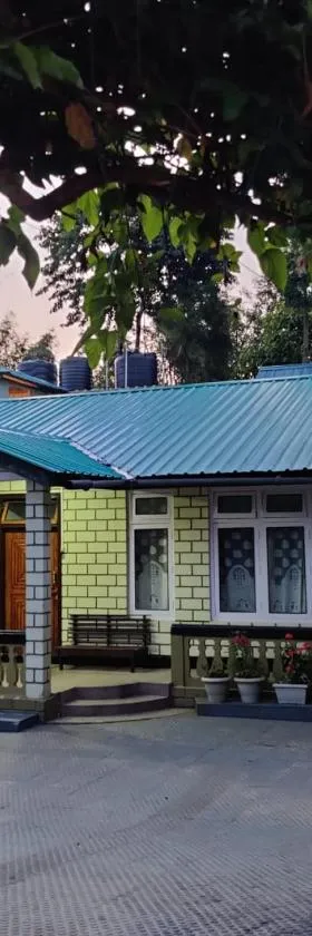 HeiJo's Homestay，位于Jowai的酒店