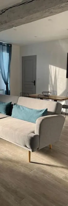 Appartement Centre de Guécélard，位于Guécélard的酒店