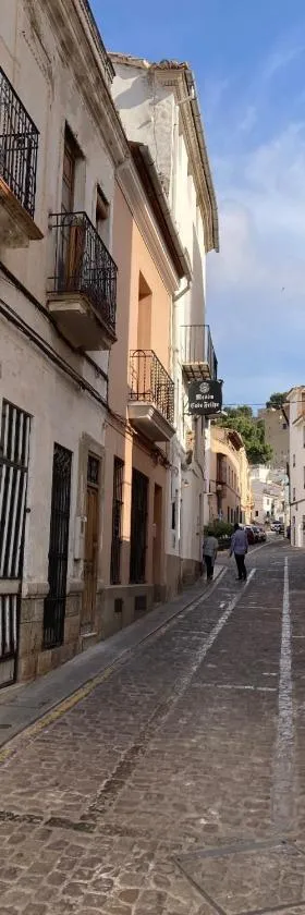 Sagunto Castillo 17，位于萨贡托的酒店