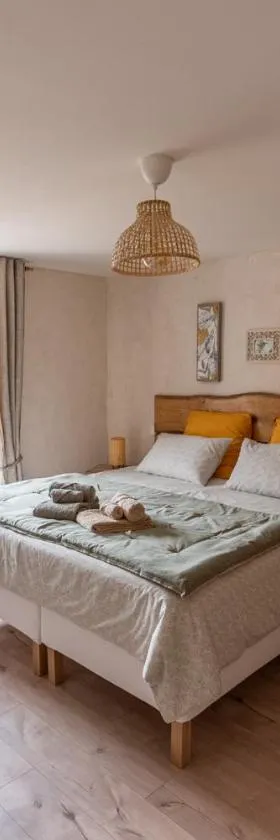 chambres d hotes Ysalice，位于Merlas的酒店