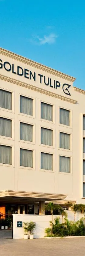 Golden Tulip Jalandhar，位于贾朗达尔的酒店