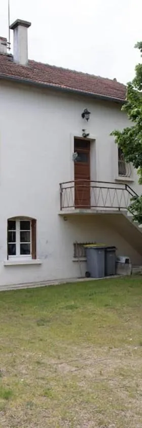 Le Refuge - Gîte Familial，位于Saint-Angel的酒店