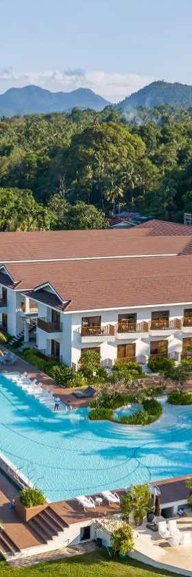 Nouveau Resort，位于曼巴豪的酒店