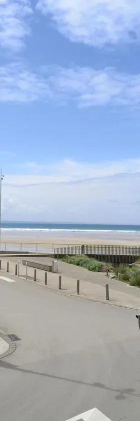 Maison de vacances à la plage，位于Saint-Nic的酒店
